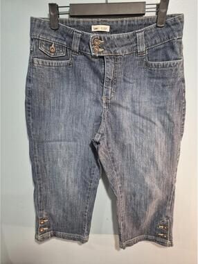 Lee Just Below the Waist Denim Capris